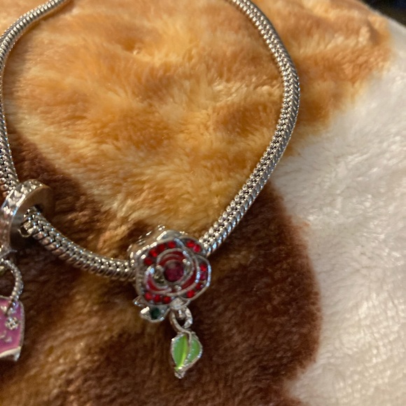 Charm-Bracelet-colorful rhinestones, Rose Shaped Charm/Pendant for Bracelet nwt - Picture 8 of 11